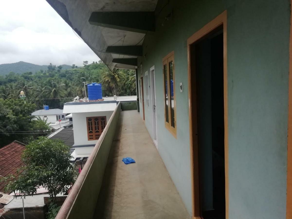 Hotel Binu Palakkad Exterior photo